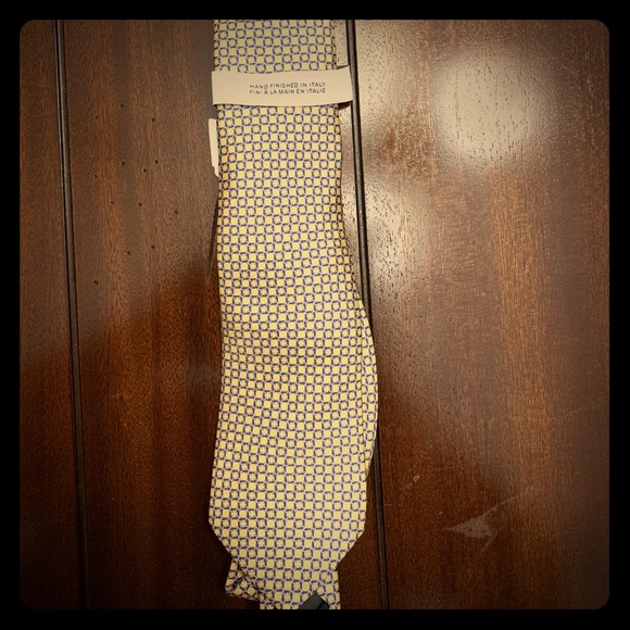 Saks fifth avenue tie silk - Picture 1 of 1